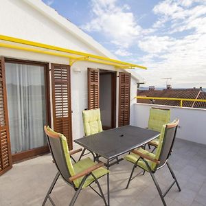 Apartments And Rooms Irena